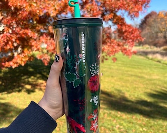 Starbucks Holiday 2022 Enchanted Berry Corsage Venti Tumbler poinsettia Straw Topper
