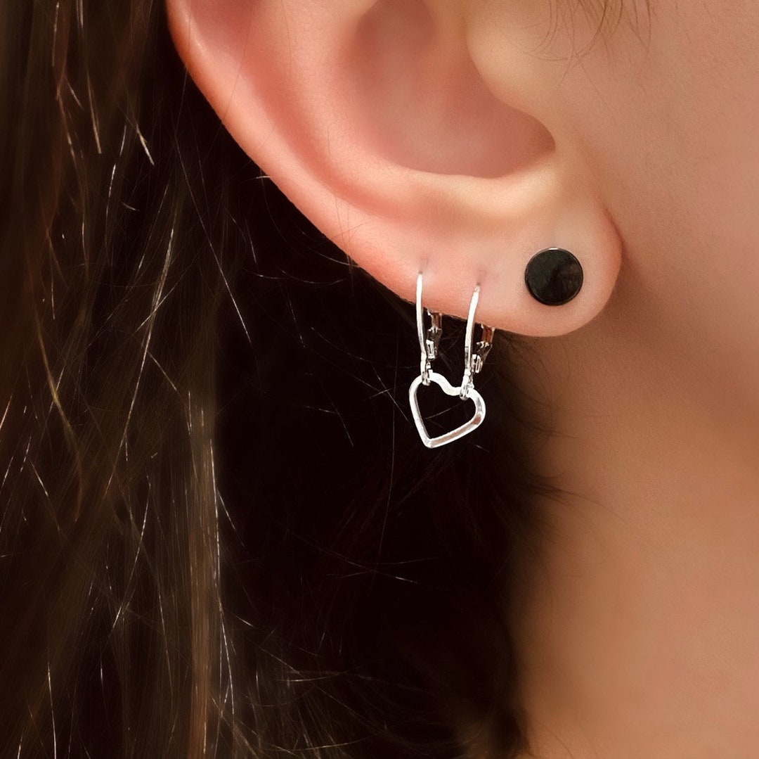 ●JUDY AND PAUL● Pretty Black Double Heart piercing Designer fashion, Seoul-fully created | W Concept