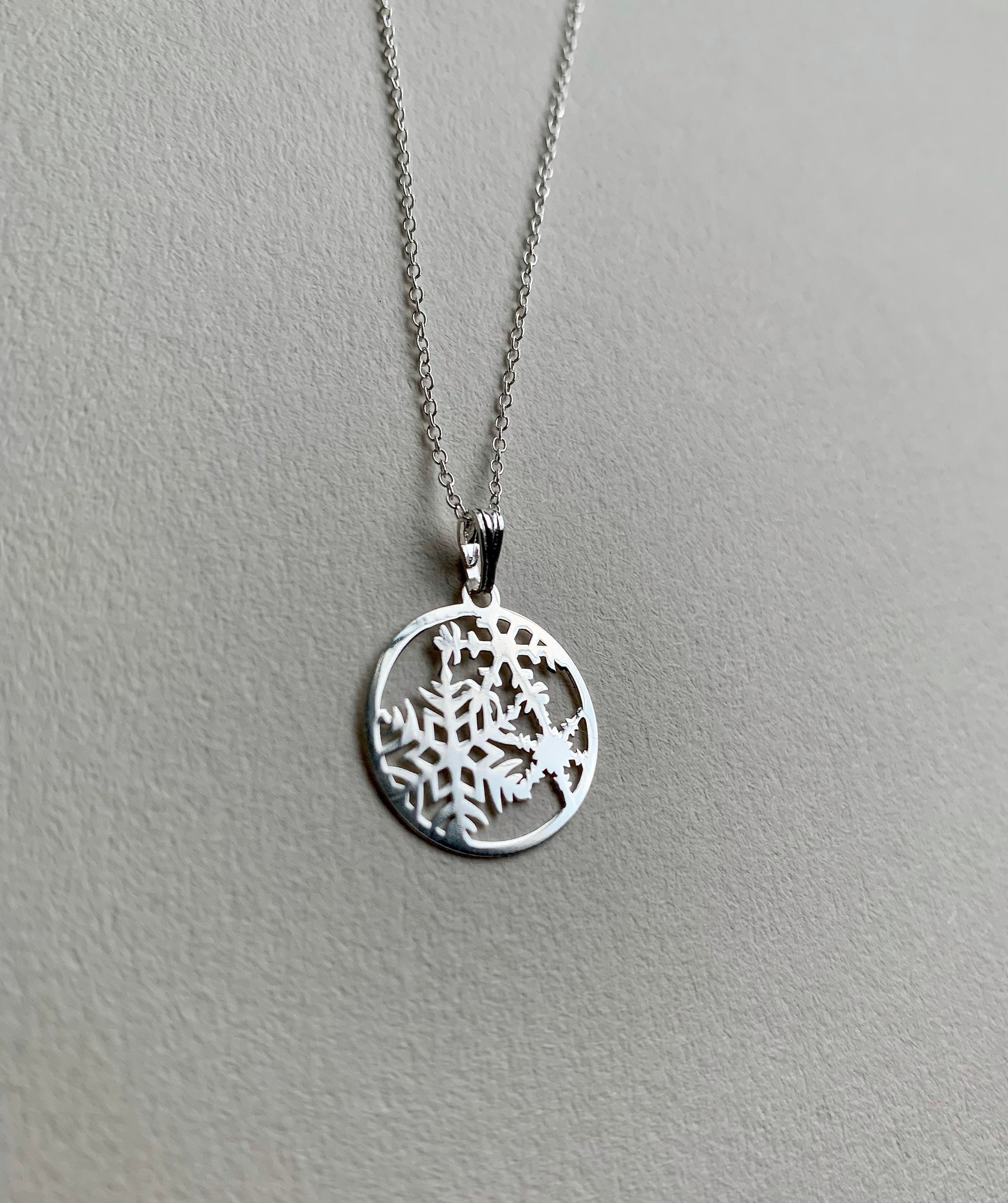 Collana in argento sterling 925 con fiocco di neve e nano
