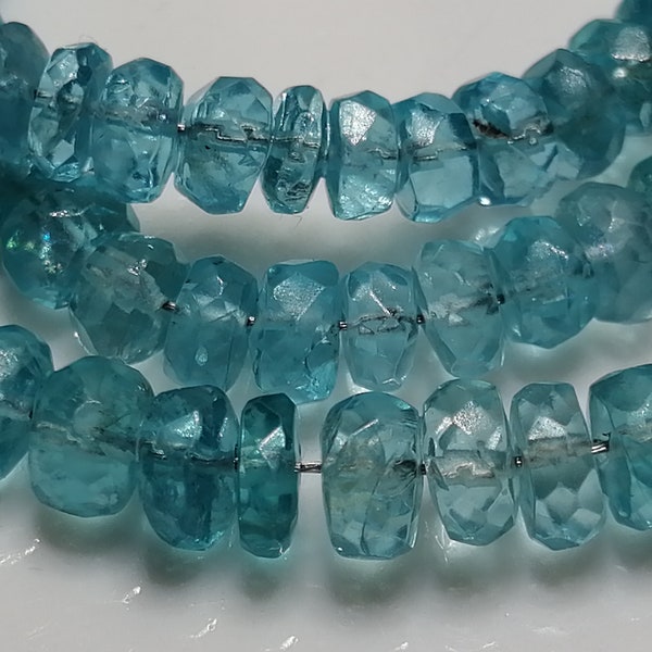 Apatite Naturelle bleue Aqua Gemme Rondelle à Facettes Transparente Brillante / Taille 4,5 - 5 MM