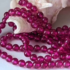AAA / Burma Ruby Bright Red Pink Smooth and Transparent Round Gemstone High Quality / Size 4 MM