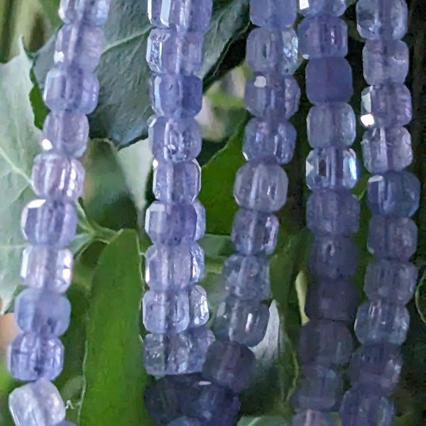 Natural Tanzanite Round Cut Loose Gemstone Lot 8 Pcs 4 MM 2 CT, Blue Tanzanite Gemstone For Jewelry Crafts, Tanzanite Faceted Gemstone