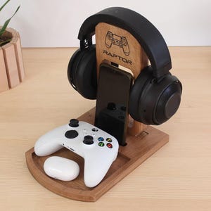Personalized Controller & Headset Stand: Gamer Room Decor, Boyfriend Gift
