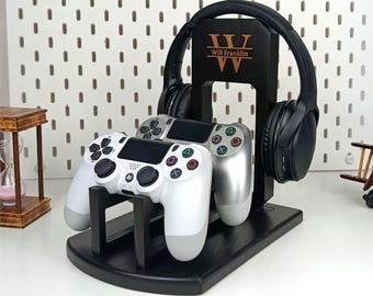 Personalized Wooden Controller & Headphone Stand: Engraved Boyfriend Gamer Gift
