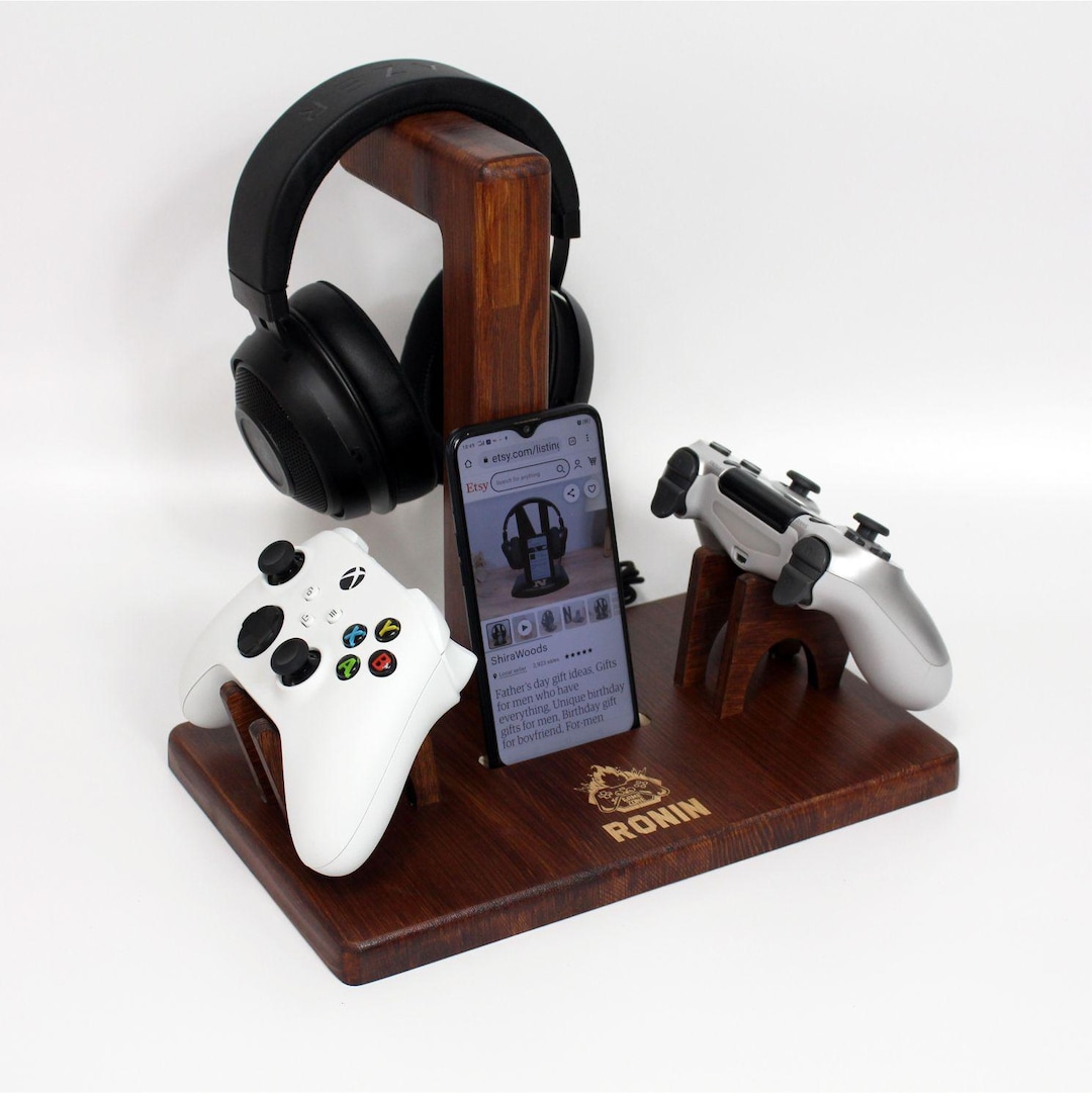 Custom Controller Stand With Headphone Holder - Personalized Gaming ...
