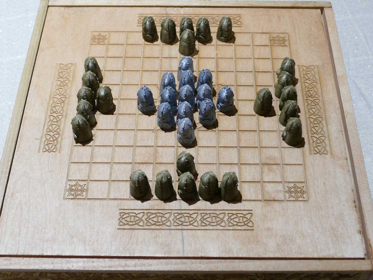 Hnefatafl and Tablut 2in1 Board Game Etsy Canada