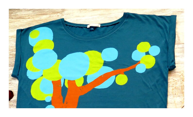 Scoop neck tshirt, tree shirt design, organic cotton top, ethical t shirt, blue tshirt, rolled sleeve, loose fit top, artsy clothing image 3