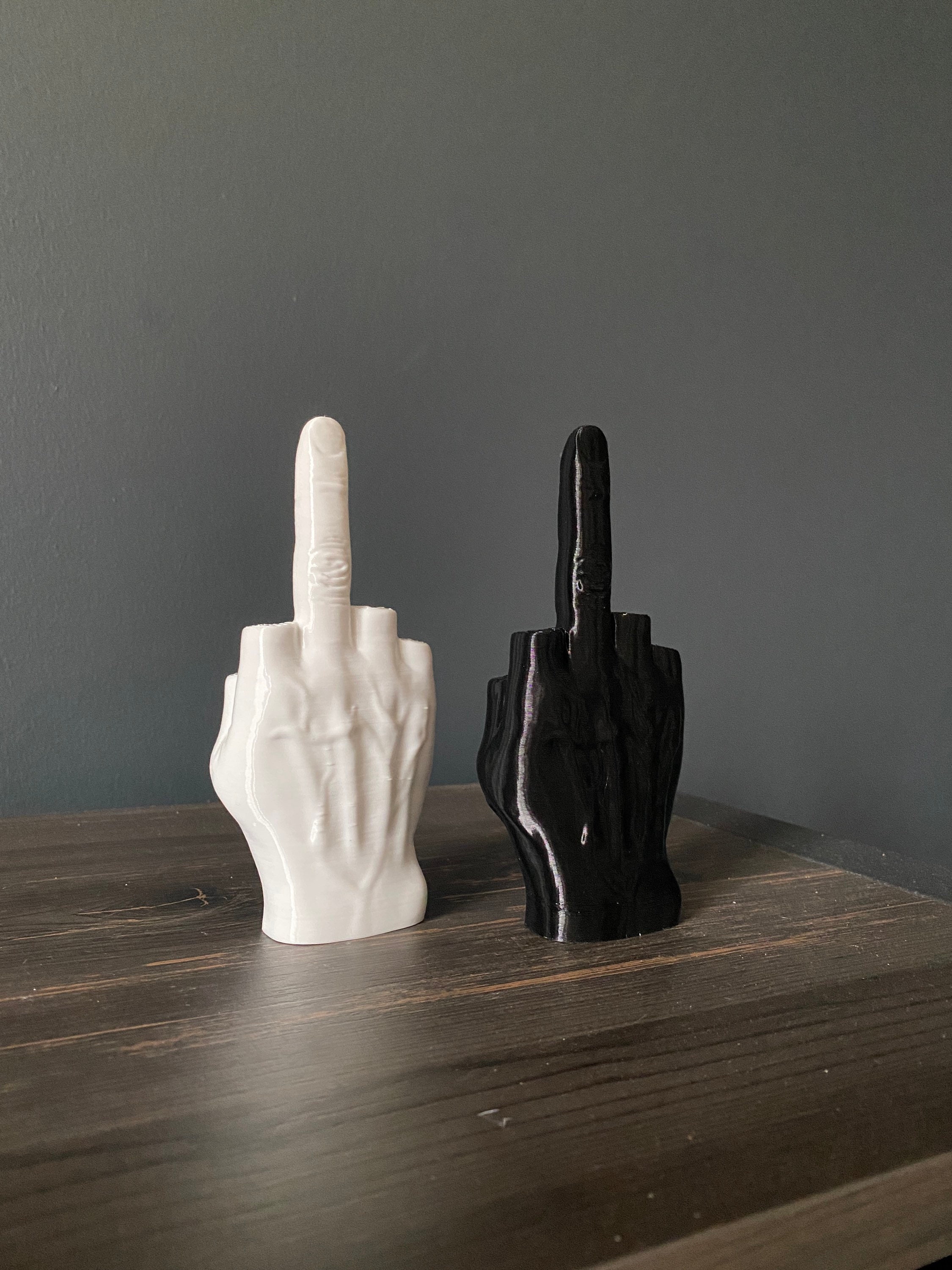 FUCK IT middle fingar 中指　fuck you フィギュア FUCK IT middle fingar 中指 fuck you ソフビ 中指フィギュア