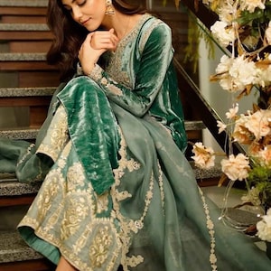 Ethereal Elegance: Handmade Sea Green Velvet Wedding Wear with Golden Resham Work Kurta Palazzo with Organza Dupatta, Pakistani Eid Outfit image 1