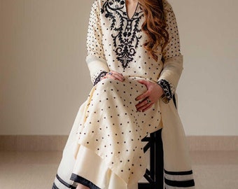 Women&#39;s Off-White Silk Kurta with Palazzo and Resham Thread Embroidery with Dupatta, Casual Party Wear Comfy Dress, Valentine&#39;s Day Gift