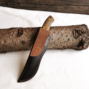 Damascus knife hunting knife with engraving Gift for him Knife set with root wood handles Elaborate mosaic pins For hunters & nature lovers image 5