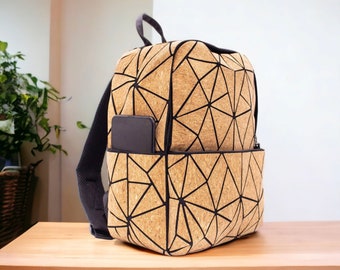 Kork Rucksack mit geometrischem Muster, Veganer Damen Rucksack, weicher geschmeidiger Kork, Geschenk Geburtstag, Geschenkidee Weihnachten