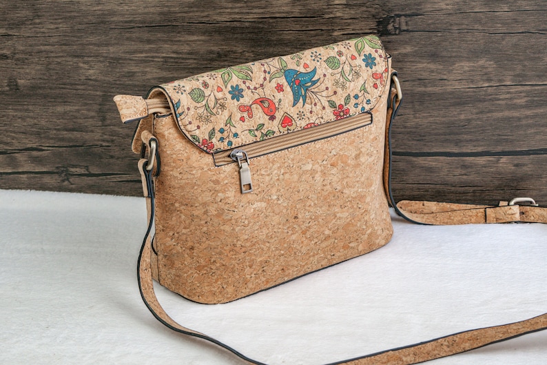 Sac bandoulière en liège au motif ludique, sac crossbody, sac à main femme vegan, liège doux et souple, cadeau pour maman image 9