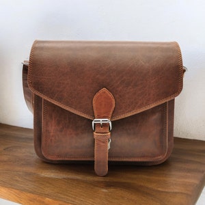 Echtleder Satteltasche, Schultertasche, Echtleder Crossbody Bag Damen, Braune Handtasche, Crossover Bag, Büffelleder, Ledertasche, Geschenk