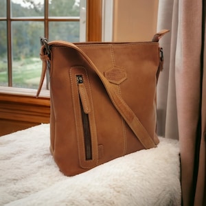Sac bandoulière en cuir de vachette, sac à main idéal comme cadeau d'anniversaire ou de fête des mères, idée cadeau pour maman, cuir véritable marron