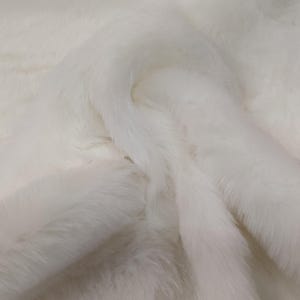 Branco/Creme - Tecido de pele sintética de luxo, pelo de 25 mm, 150 cm de largura - Vários comprimentos - AC435