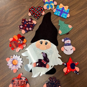 Interchangeable Gnome Sign, Welcome Sign, Home sign, Small Holiday Sign