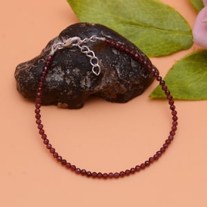 Garnet Bracelet / Garnet beads Bracelet / Starling Silver Bracelet / Stackable Bracelet / Handmade Bracelet / January Birthstone Gift