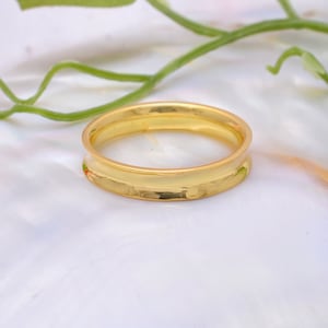 14k Gold Ring / 4 mm Ring / 14k Solid Gold Ring / Engagement Ring / Wedding Band / Yellow Gold Band / Unisex Band / Simple Band / Plain Band