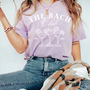 Der Bride Club und der Bach Club Shirts, trendige Komfortfarben Bachelorette Shirts, individuelle Brautjungferngeschenke, personalisierte Junggesellinnenparty Bild 5