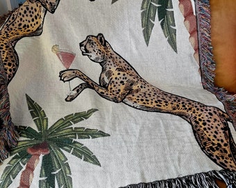 Cheetah throw blanket, maximalist home decor, 90's home decor, leopard decor, tiger print, maximalist bedding, animal print, nineties