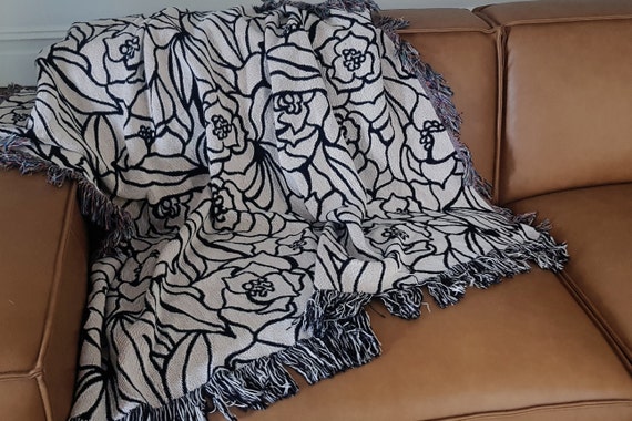 Floral Blanket, Black and White Throw Blanket, Woven Tapestry Blanket ,  Sofa Throw, Cotton Bed Throw, Gift for Her, Picnic Blanket 