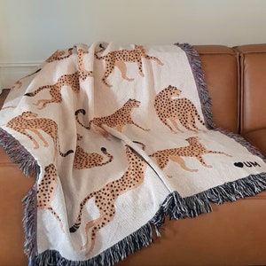 Cheetah blanket, large cheetah throw blanket , 90's home decor, leopard throw blanket, bed throw, housewarming gift, animal print, nineties