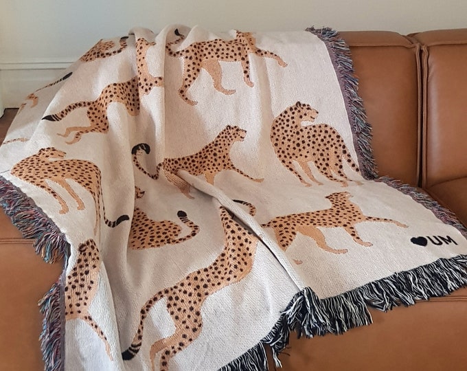 Cheetah blanket, large cheetah throw blanket , 90's home decor, leopard throw blanket, bed throw, housewarming gift, animal print, nineties