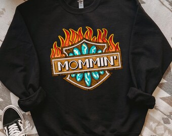 Mommin Crewneck