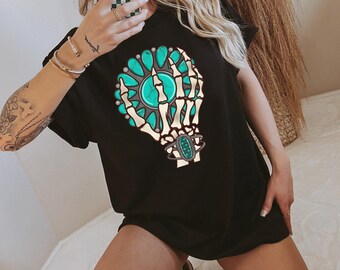 Holding On Graphic Tee