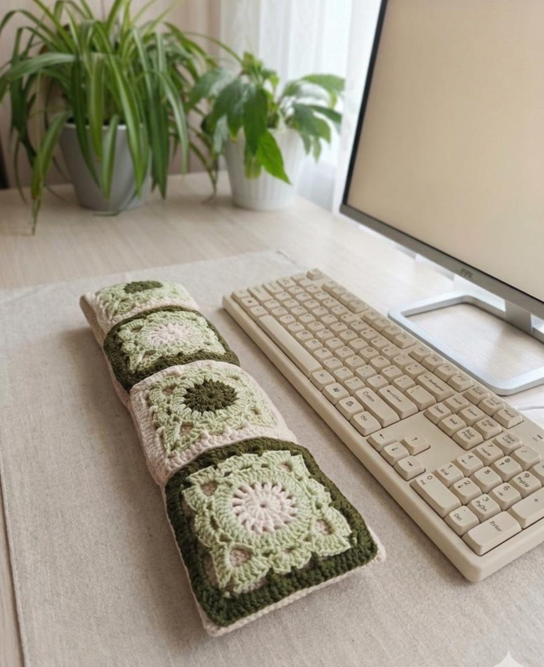 Crochet Wrist Rest for Keyboard: Handmade Desk Decor - Etsy