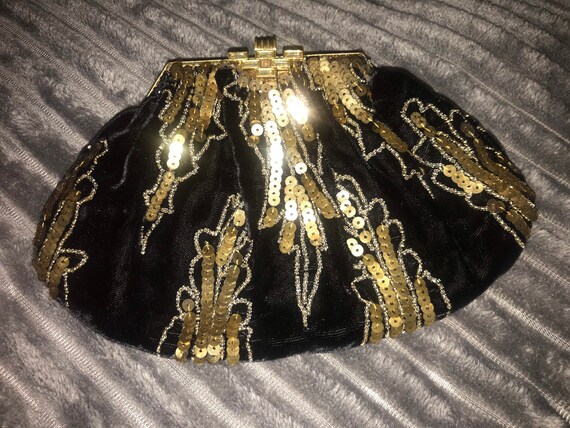 Vintage 1930’s Lujean Black Velvet and Gold Purse