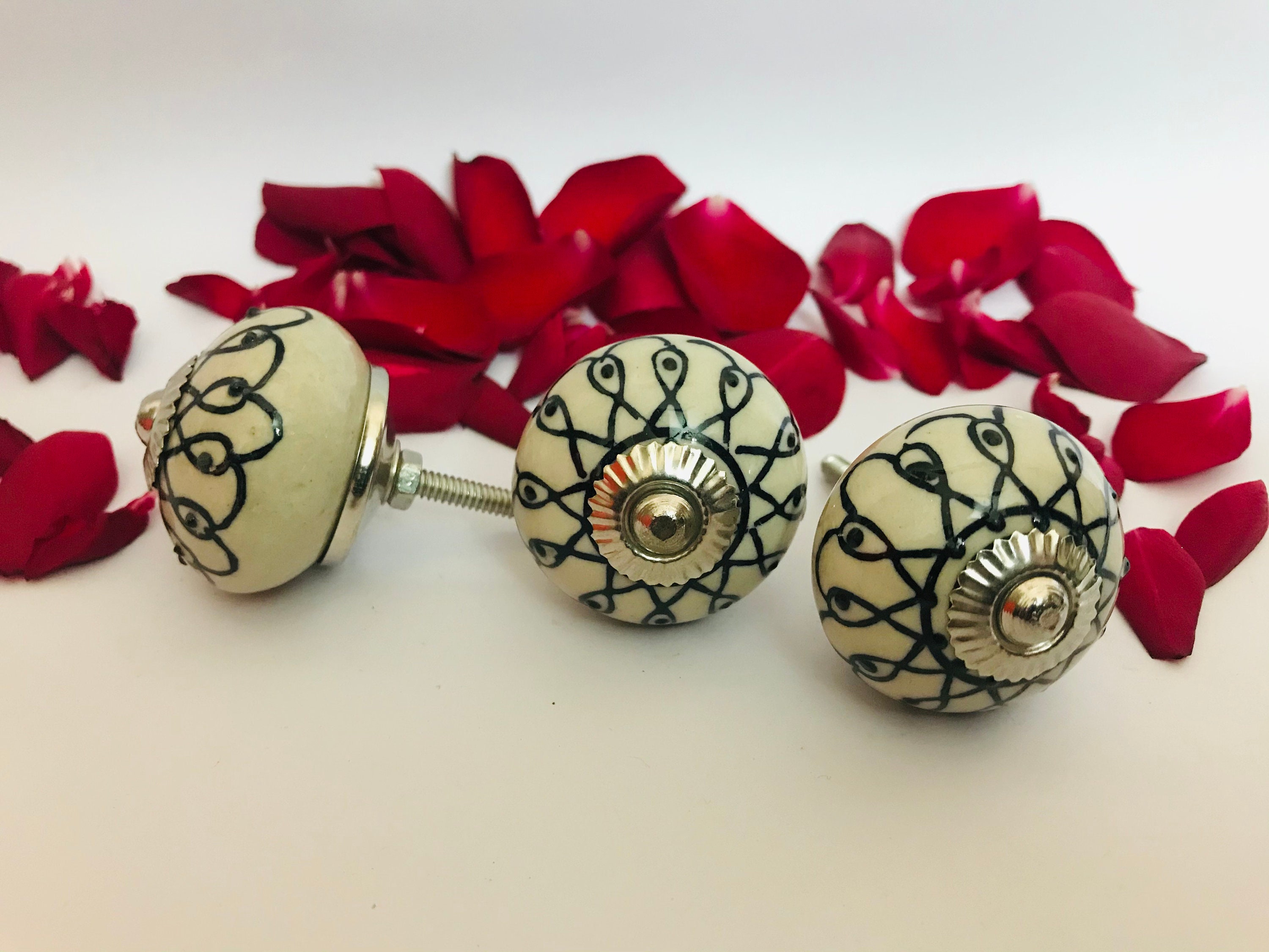 Schwarz-Weiß Geprägte Handgemachte Designer Keramik | Etsy