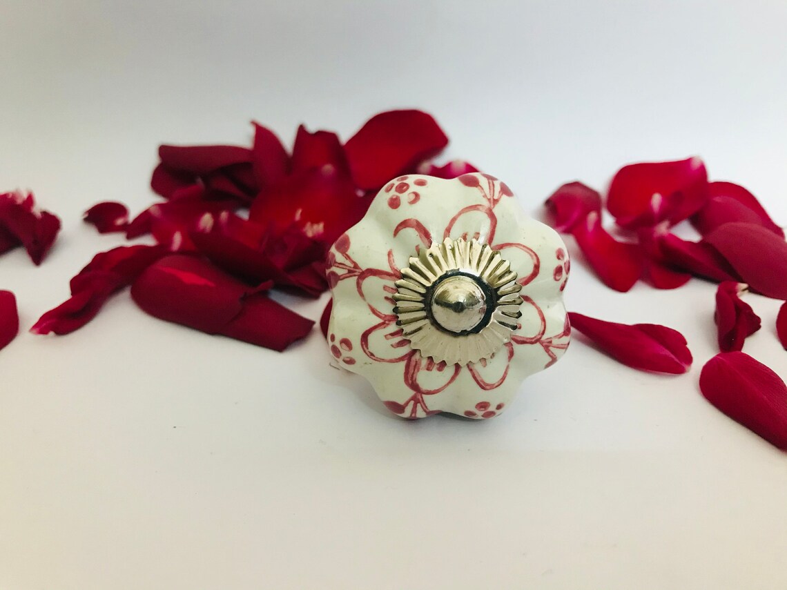 Rosa y blanco Floral hecho a mano diseñador perillas de | Etsy