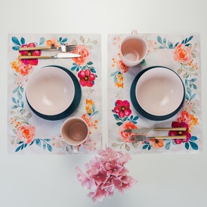 Floral Reversible Placemats, Cloth Placemats, New Home Gifts, Spring Table Decor, Dining Table Setting, Spring Home Decor