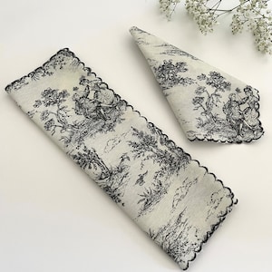 Black Toile Napkin Set, Embroidered Scalloped Edge Table Napkins, Toile Table linens, Vintage Cloth Napkins