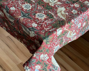 William Morris Cotton Tablecloth: Washable Farmhouse Table Linen