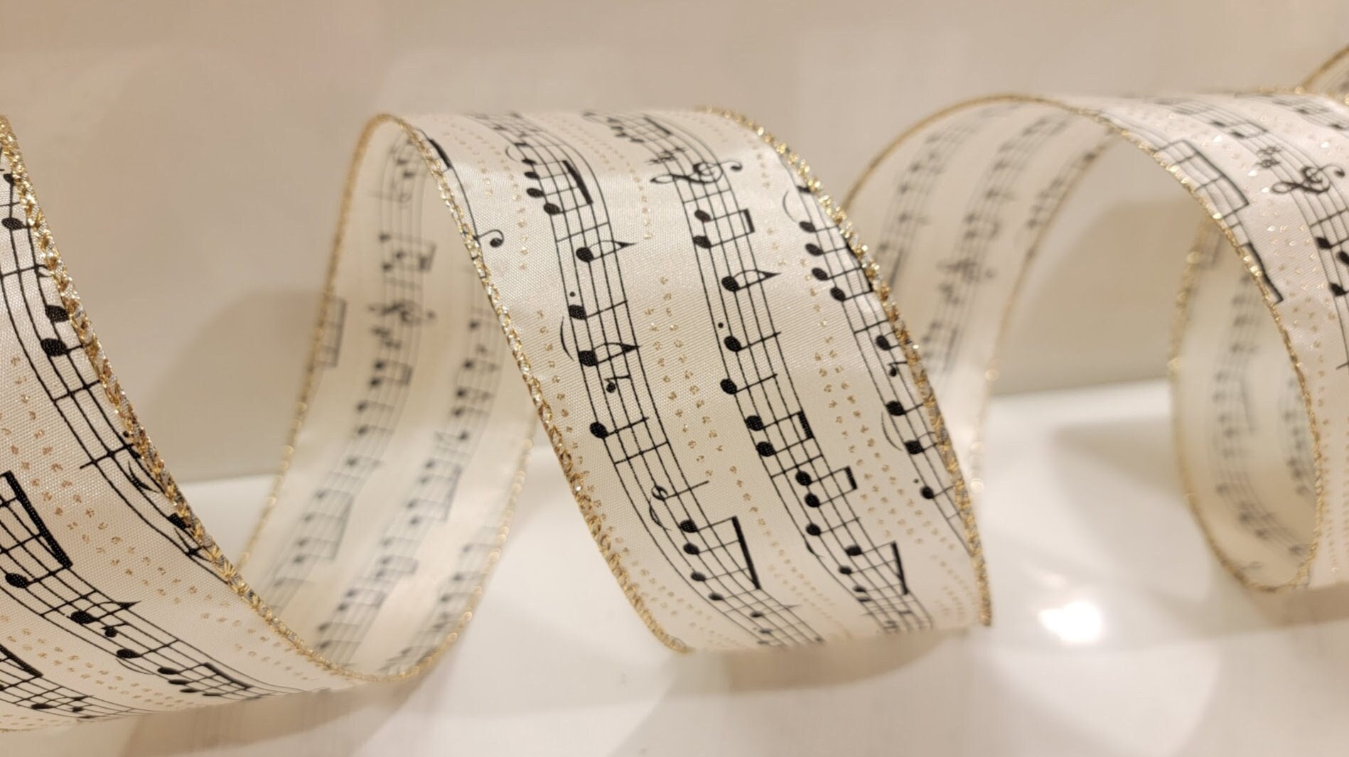 Bows 2.5" WIDE Craft 10 Yards Sheer Wired Music Notes Ribbon Wedding Bows Bows 2.5" WIDE Craft 10 Yards Sheer Wired Music Notes Ribbon Wedding Bows
