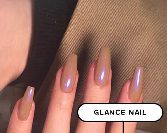 Bruine mokka chocoladebasis Blauw aurora chroomeffect Lange kist met spiegeleffect en luxe pers op de nagels