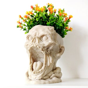 Horror Planter Zombie Bust Plant Pot, Scary & Dark Gothic Sculpture image 4