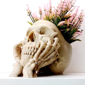 Happy Skull Planter – Realistic Gothic Decor Plant Pot, Dark Academia Macabre Head Planter