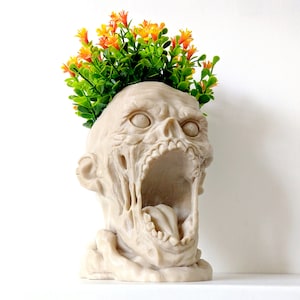 Horror Planter Zombie Bust Plant Pot, Scary & Dark Gothic Sculpture image 3