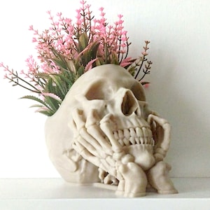 Happy Skull Horror Planter Unique Plant Pot, Witchy/Goth Decor Bedroom & Home image 2