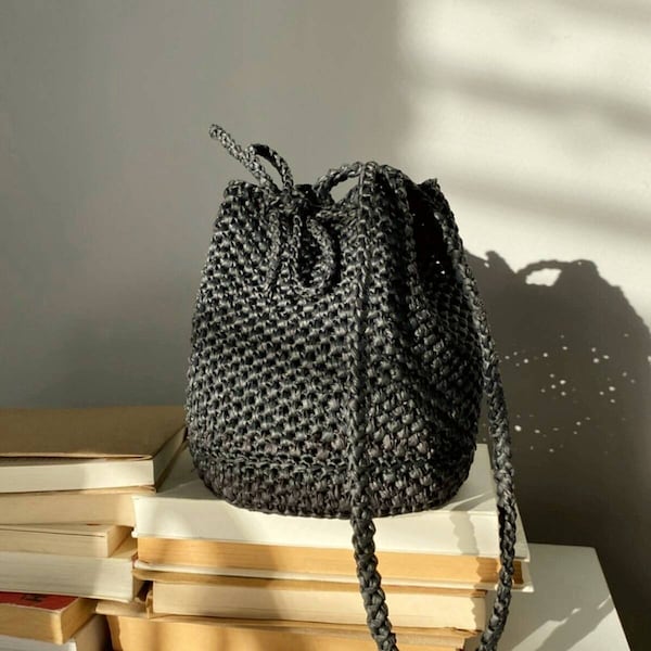 Handgemaakte Luciana Raffia emmer tas, Raffia tas, handgemaakte tas, gehaakte tas, tas, Raffia emmer tas, emmer tas, mini tas