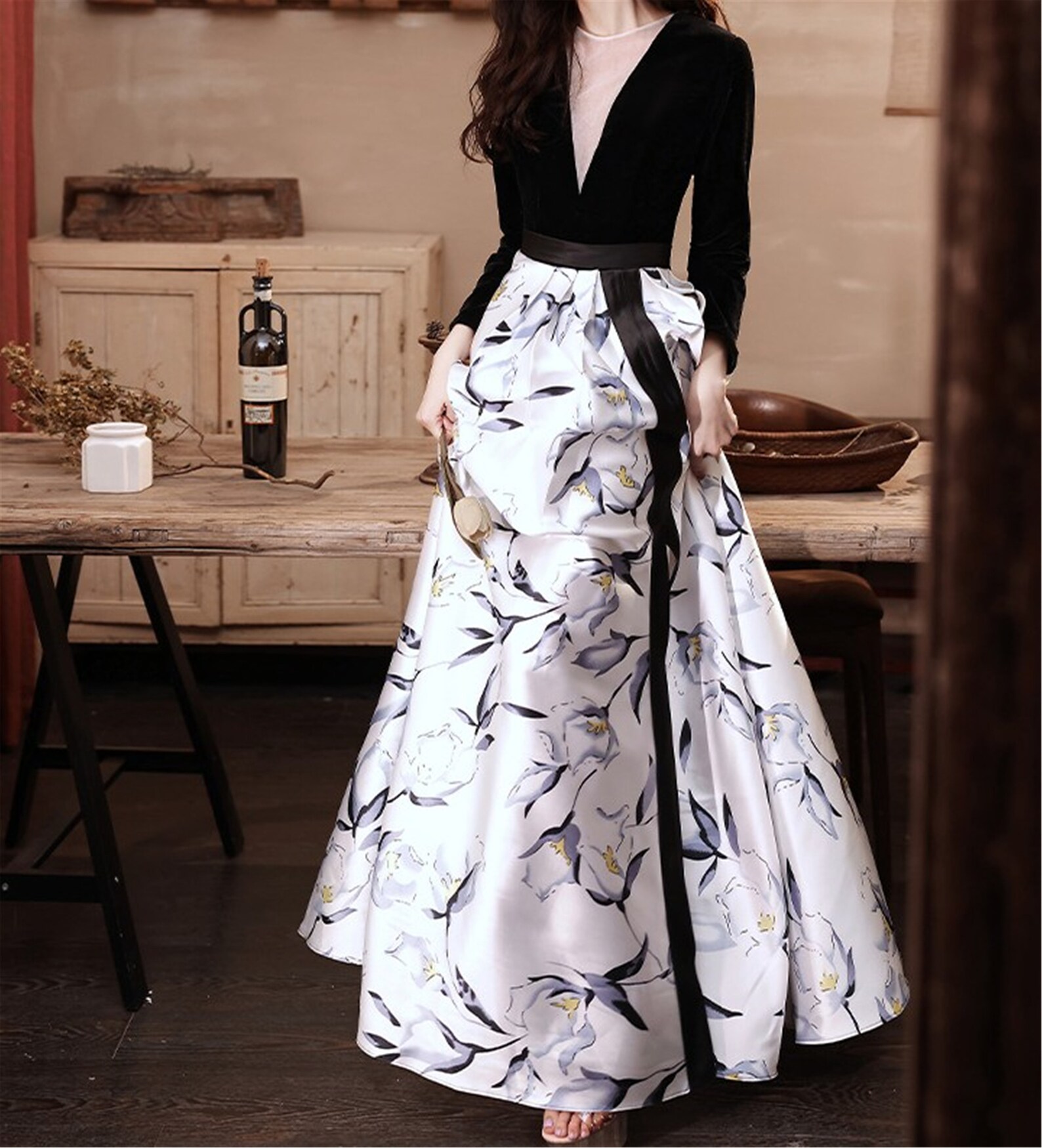 Black Deep V Quinceanera Long Sleeve Prom Dress Ball Gown Etsy