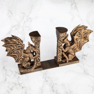 Hand Painted Dragon Bookend Unique Gift for Fantasy Lovers zdjęcie 3