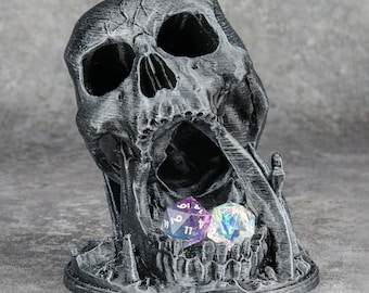 Hand Painted Skull Dice Tower: Dungeons and Dragons, Tabletop Games