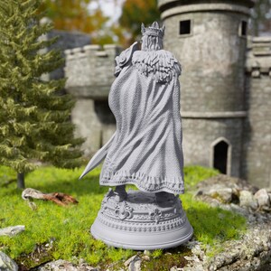 Unpainted DND Cat Miniature Figurine For Tabletop RPGs – Fantasy Collectible For Dungeons & Dragons, Pathfinder | Designed By M3DM