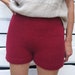 see more listings in the Pantalons & shorts section