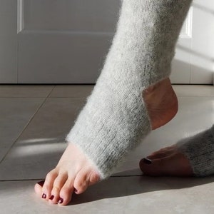 Woolen Over The Knee Yoga Socks | Leg warmers | Yoga gift | Women activewear | Pilates | Dance socks | Toeless socks